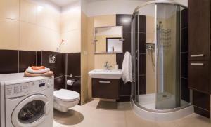 Ванная комната в P&O Serviced Apartments GDANSKI STATION