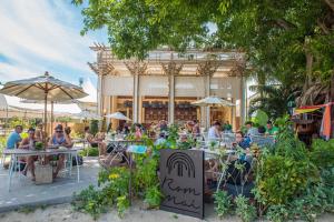 Ospiti di PP Charlie Beach Resort
