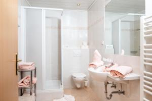 Kúpeľňa v ubytovaní Postwirt + 28 fotografií