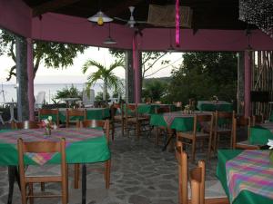Restoran atau tempat lain untuk makan di Tamarind Tree Hotel