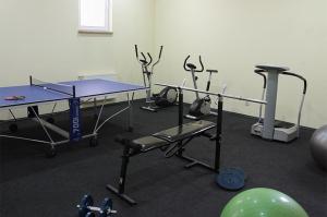 Posilňovňa alebo fitness centrum v ubytovaní Pensjonat Beata