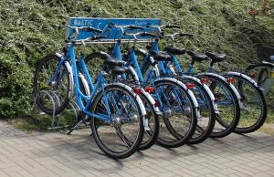 Jazda na bicykli v okolí ubytovania Wisełka PERŁA Bałtyku
