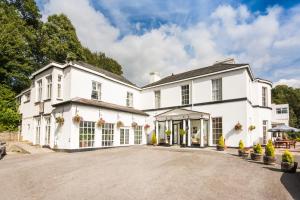 Photo de la galerie de l'établissement The Manor Hotel, à Crickhowell