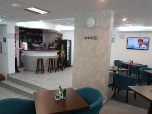 Cristal Sinaia tesisinde lounge veya bar alanı