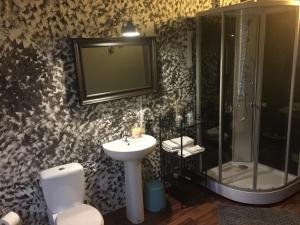 Ванна кімната в Mattiello's Mengen