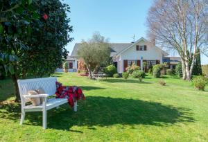 A garden outside Hotel Rural Cabo Busto