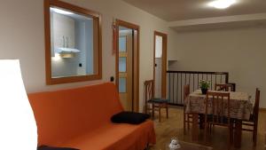 Zona de estar de Apartamentos Puerta Muralla
