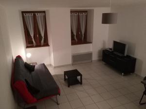 Photo de la galerie de l'établissement T1 centre ville Aubenas, à Aubenas