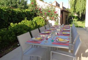 Photo de la galerie de l'établissement B&B Les Cistelles, à Saint-Nicolas-lès-Cîteaux