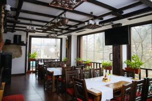 TV a/nebo společenská místnost v ubytování Zlatograd 2 Iosifova Guest House