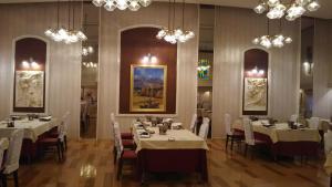 Restoran või mõni muu söögikoht majutusasutuses Akakura Hotel
