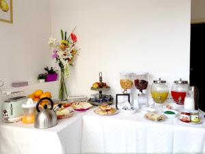 Jedlo v ubytovaní bed & breakfast alebo blízkom okolí