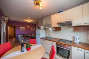 Kuchyňa alebo kuchynka v ubytovaní Guesthouse Milijana