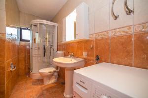 Kúpeľňa v ubytovaní Guesthouse Milijana + 37 fotografií