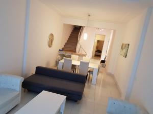 Apartment Duplex on Promenade des Anglais 177にあるシーティングエリア