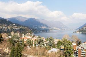 Galeriebild der Unterkunft Lake Panorama - byMyHomeinComo in Como