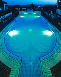 Bazén v ubytování Hotel Konradshof nebo v jeho okolí