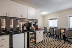 Imagen de la galería de Super 8 by Wyndham Watrous, en Watrous