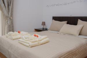 Postel nebo postele na pokoji v ubytování Klisouri Beach Villa