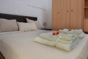 Postel nebo postele na pokoji v ubytování Klisouri Beach Villa