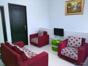 Istumisnurk majutusasutuses Villa Batu Safir