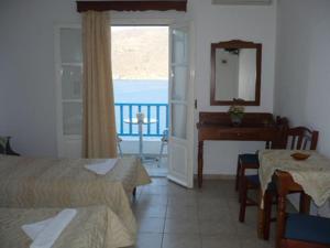 Gallery image of Hotel Filoxenia in Aegiali