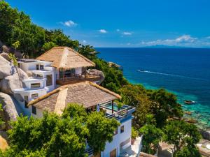 Et luftfoto af Cape Shark Villas