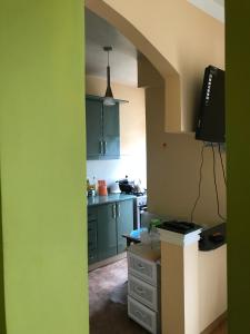 Una cocina o kitchenette en Apartment Kldiasvili