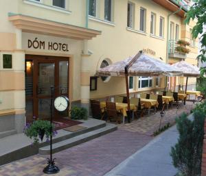 Zgradba, v kateri se nahaja hotel