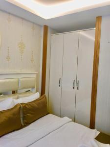 Postel nebo postele na pokoji v ubytování ARINÇ HOTEL