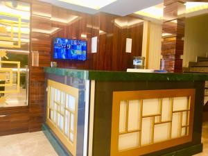 TV a/nebo společenská místnost v ubytování ARINÇ HOTEL