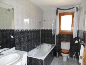 Koupelna v ubytování Casa Peregil
