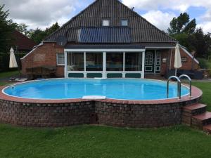 The swimming pool at or close to Ferienhof Welsch