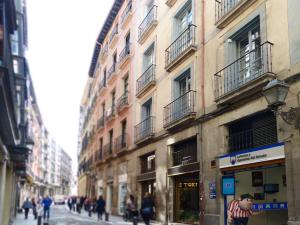 Afbeelding uit fotogalerij van Pensión Lo Bilbao in Bilbao