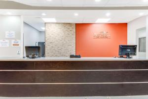 Vstupní hala nebo recepce v ubytování Baymont by Wyndham Midland Airport + 37 fotografií