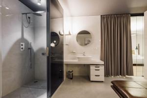 A bathroom at Millionaire suite