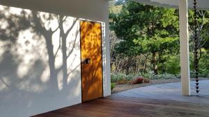 Gambar di galeri bagi Aroundthetree Hermitage di Shitan