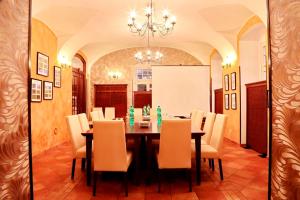 Fotografie z fotogalerie ubytování Hotel Zámek Berchtold v destinaci Kunice