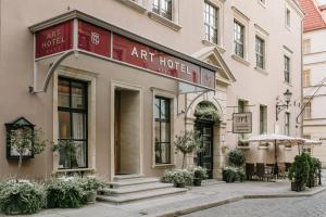 Budova, v ktorej sa hotel nachádza