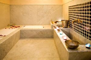 Vannituba majutusasutuses Riad L'Etoile D'Orient