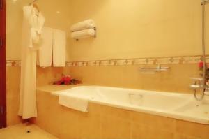 Gallery image of Gold Crest Hotel - Arusha in Arusha