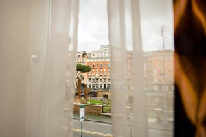 Balkón alebo terasa v ubytovaní Torre Argentina Relais - Residenze di Charme