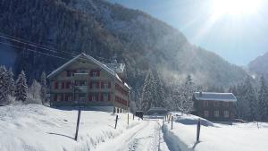 Landhaus Bad Hopfreben v zime