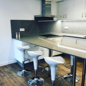 Kuchyňa alebo kuchynka v ubytovaní Apartamento luaS