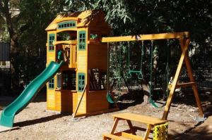 Zona de joacă pentru copii de la Villas Macondo