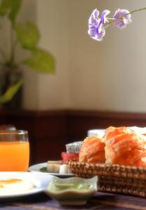 Các lựa chọn bữa sáng cho khách tại Pakhongthong Villa