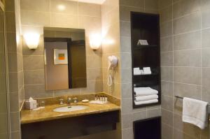 Bathroom sa Thistle Port Dickson Resort