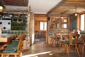 Restaurace v ubytování lustiger Hirsch