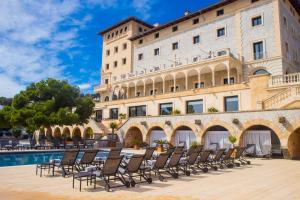 The swimming pool at or close to Hospes Maricel y Spa, Palma de Mallorca, a Member of Design Hotels