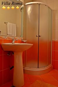 Koupelna v ubytování Vila Roma